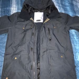 Quicksilver snowboard/ski jacket